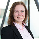 Dr. Katharina Rox Dr. Katharina Rox