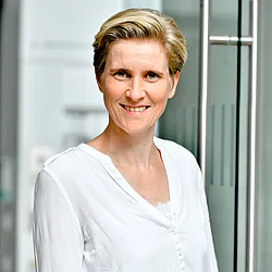 Dr Jennifer Debarry Dr Jennifer Debarry