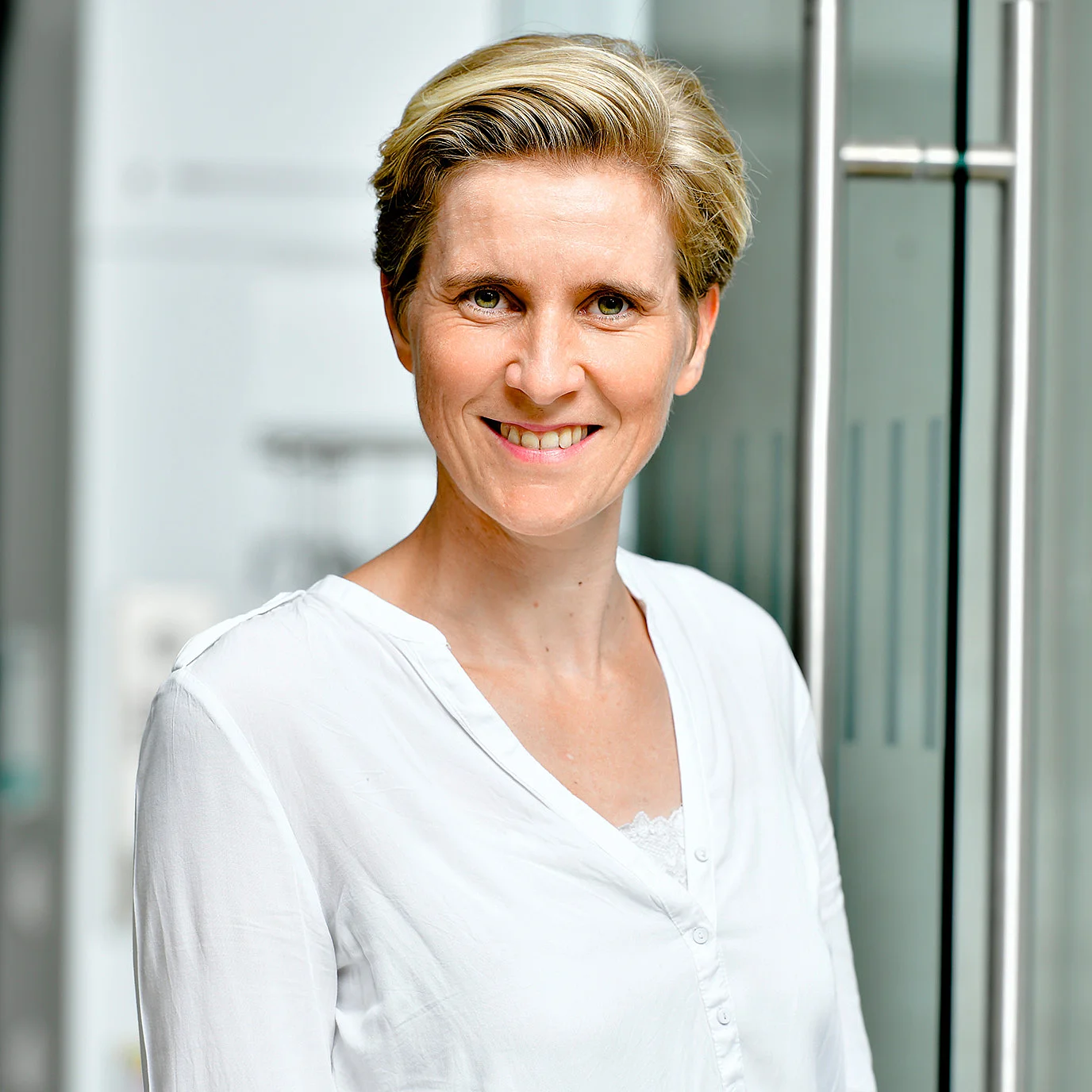 Dr Jennifer Debarry Portrait Jennifer Debarry