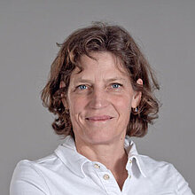 Portrait Prof Dr Susanne Häußler