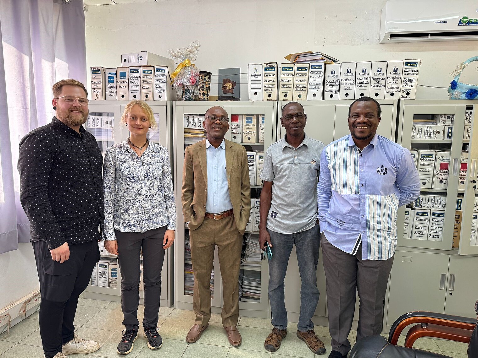 Besuch bei der Wasserdirektion im Rathaus von Bouaké