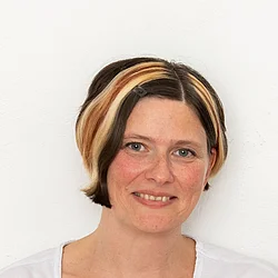 Dr. Nicole Schneider-Daum Dr. Nicole Schneider-Daum