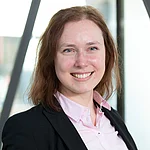 Dr. Katharina Rox Dr. Katharina Rox
