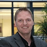 Dr Kai Schulze Dr Kai Schulze